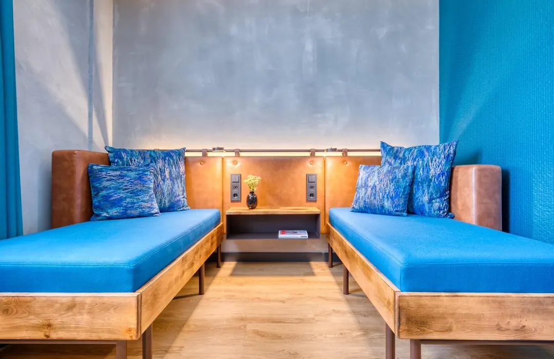 Unsoeld'S Factory Hotel-1