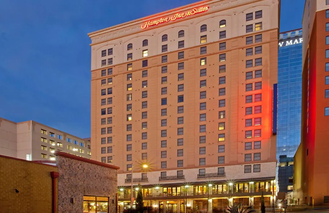 Hampton Inn & Suites Austin - Downtown-1