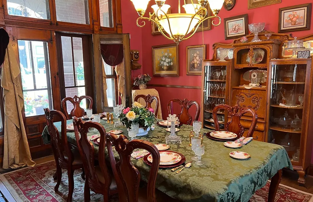 Mansion On The Mile B&B-1