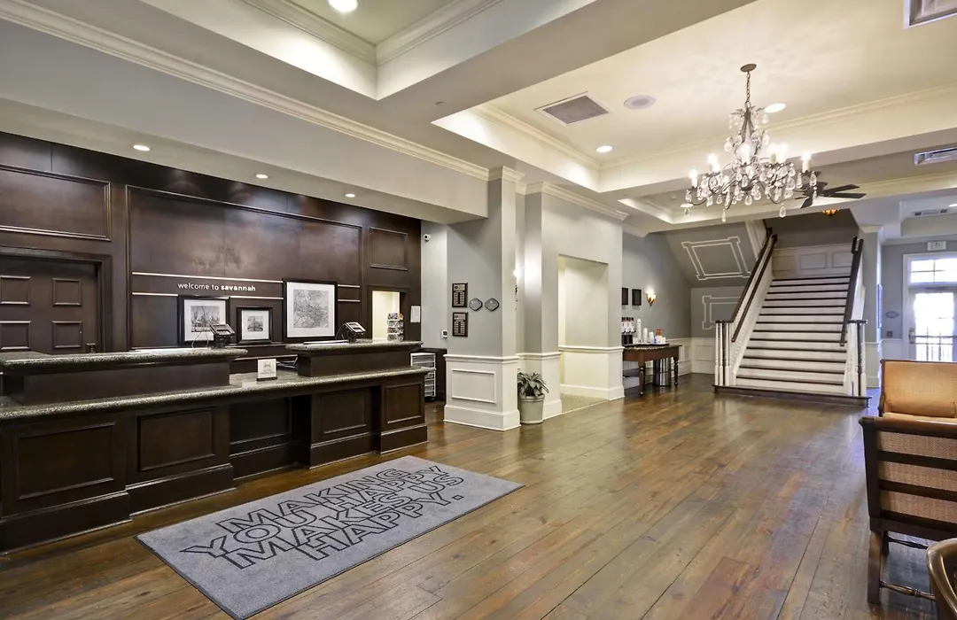 Hampton Inn & Suites Savannah Historic District-1