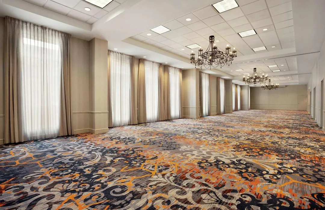 Hilton Garden Inn New Orleans Convention Center-1
