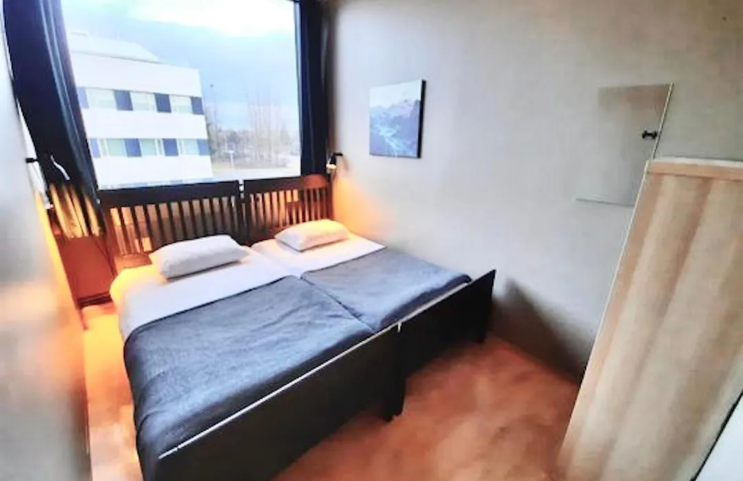 Bus Hostel Reykjavik-1