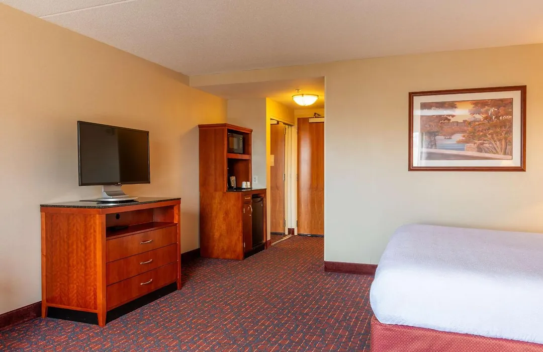 Hilton Garden Inn Manchester Downtown-1