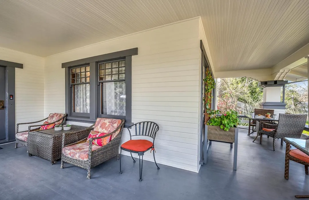 Craftsman Inn-1