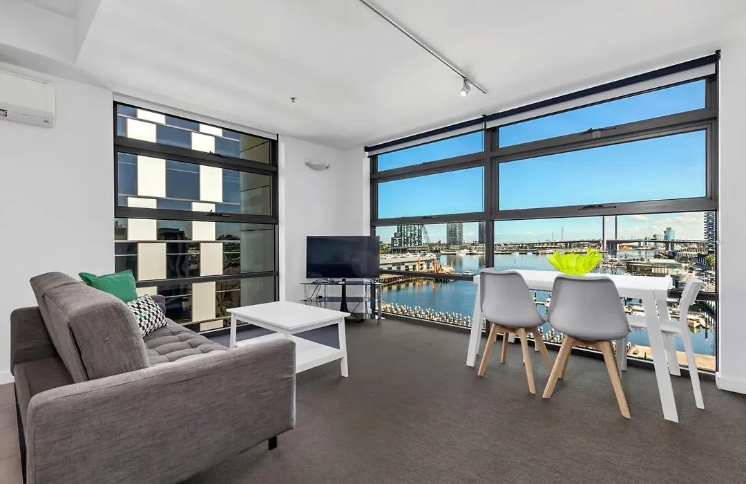 City Harbour Apartments-1