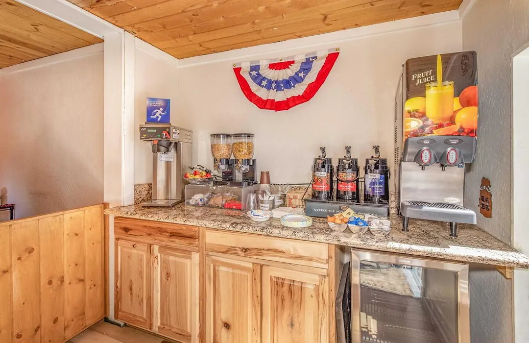 Big Bear Lake Front Lodge-1