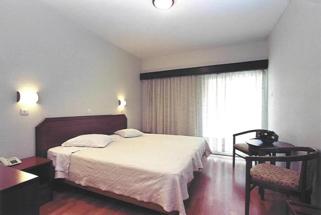 Economy Hotel-1