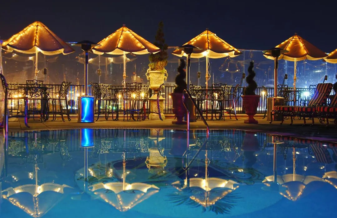 Market Pavilion Hotel-1