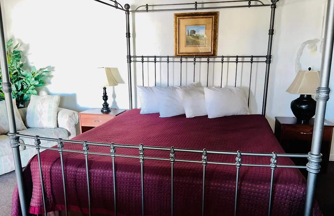 Cottonwood Court Motel-1