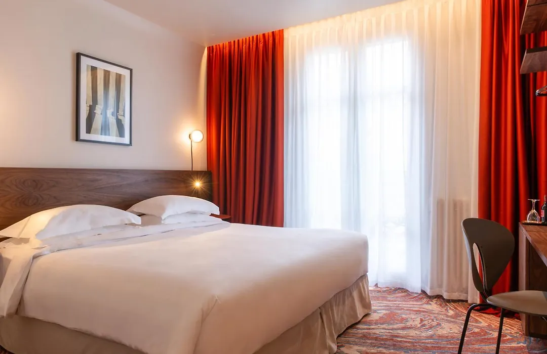 Golden Tulip Opera De Noailles-1