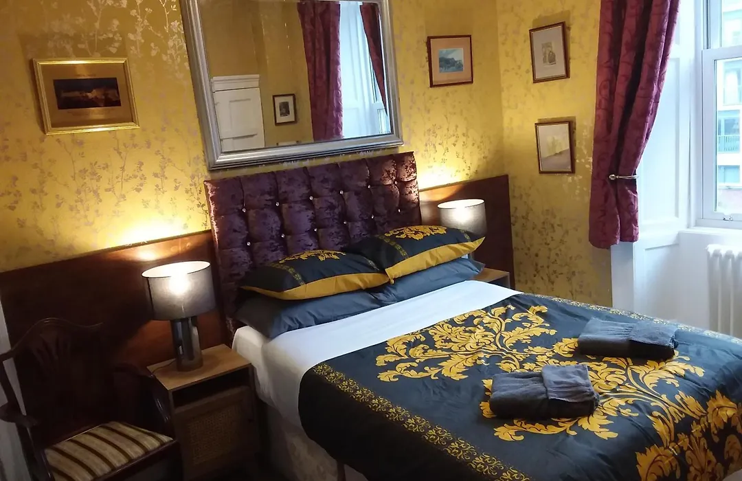 Ivy- Braveheart Guest House-1