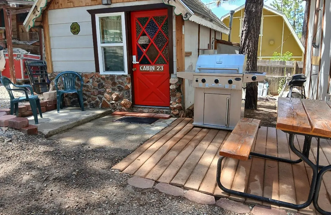Big Bear Lake - Tulip Lane Cabin #23 - Micro Cabin-1