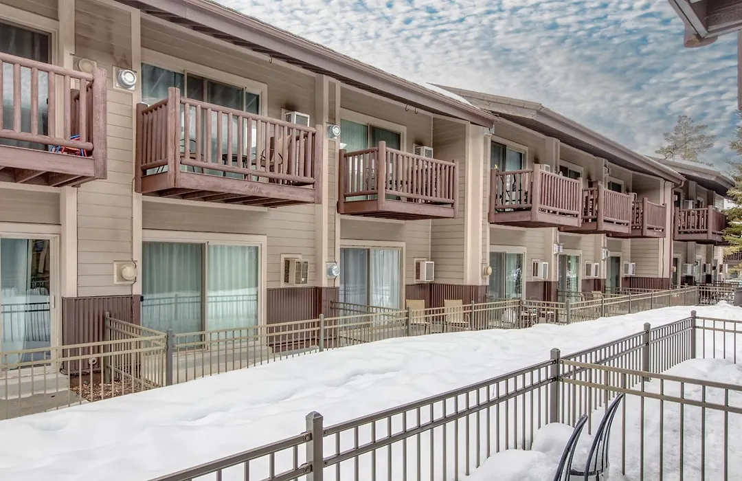 Pool & Hot Tub Access: Park City Studio W/ Balcony-1