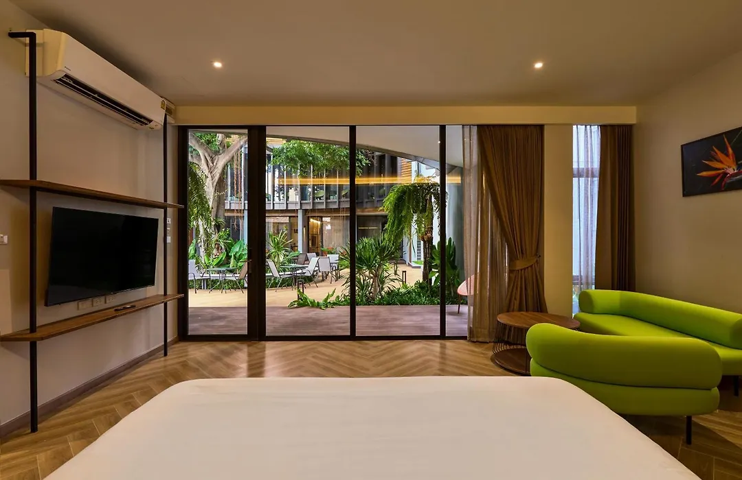Red Door Samsen Hotel, Bangkok-1
