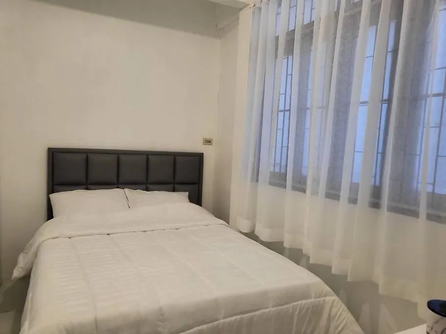 Aunty Thong'S House-1