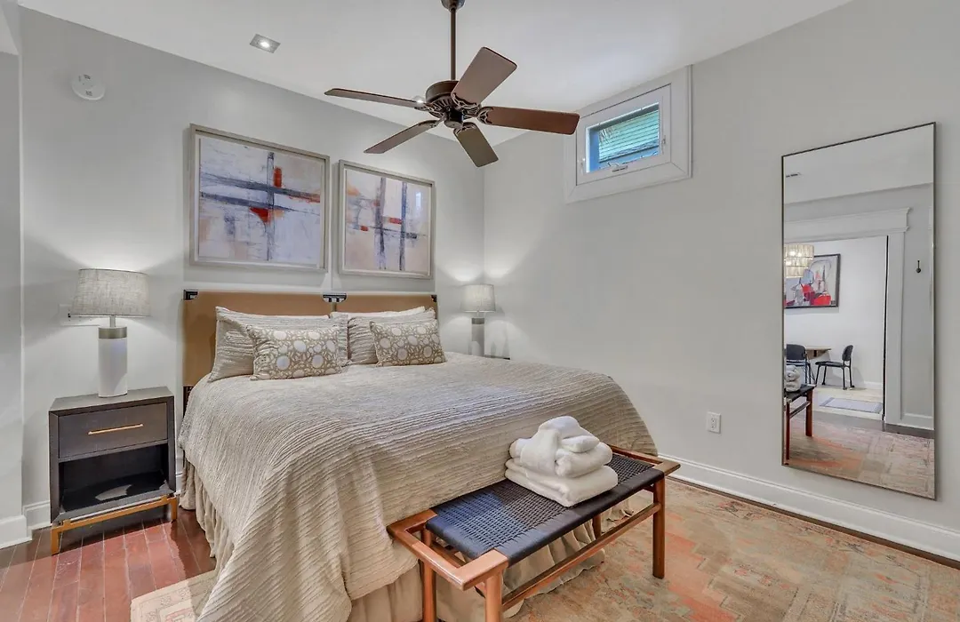 The Lincoln Loft, Near Forsyth Park With Free Parking-1