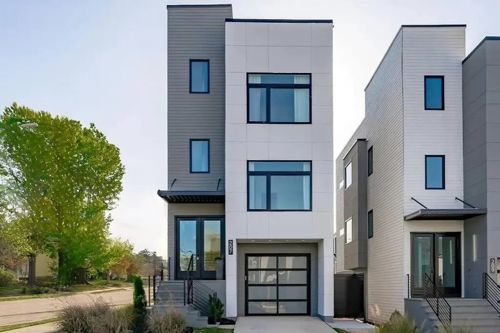 Modern 4Br - Heart Of Downtown Raleigh - Views!-1