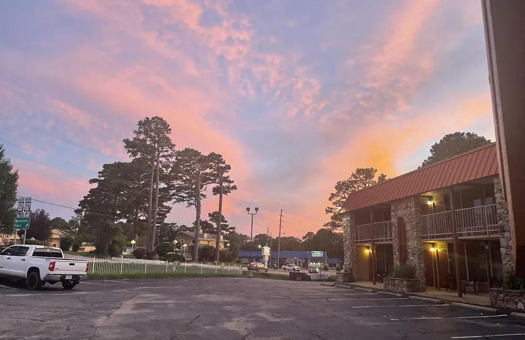 Eureka Springs Heritage Motel-1