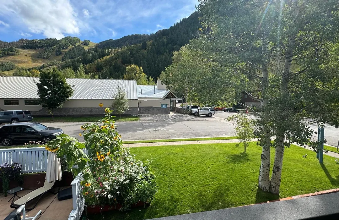 Shadow Mountain Lodge-1
