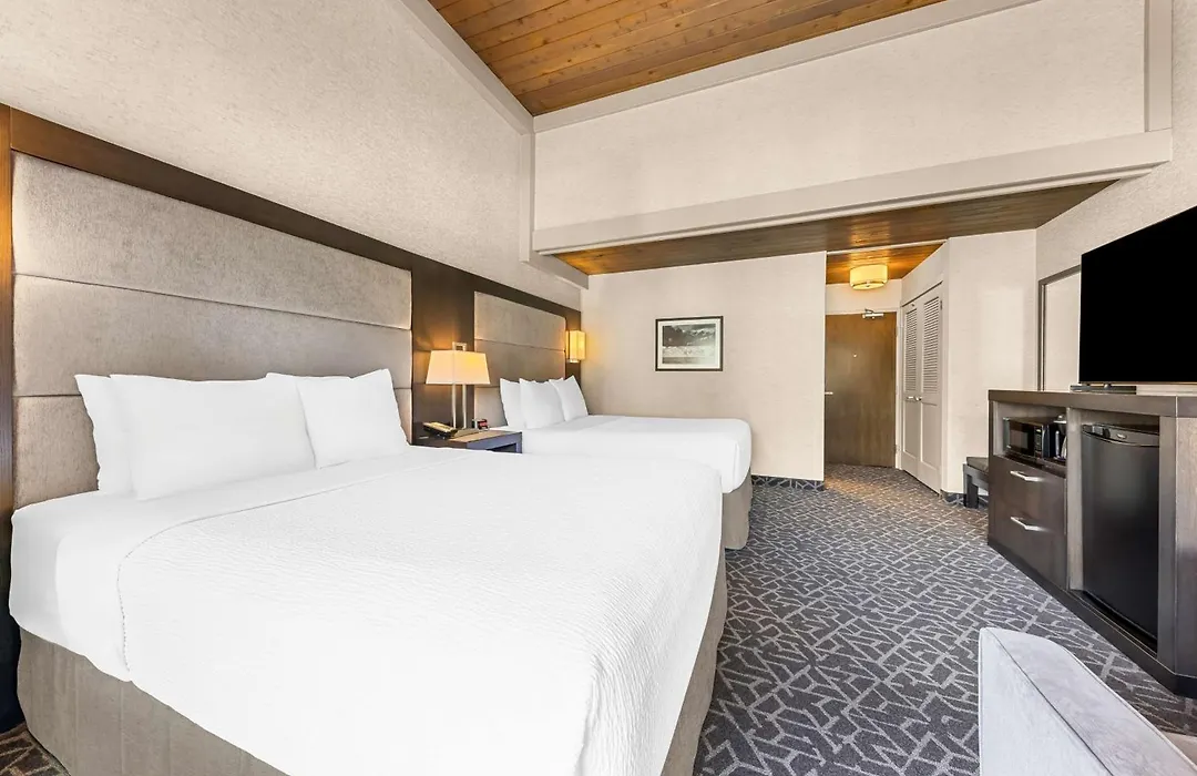Best Western Plus Banff International Lodge-1