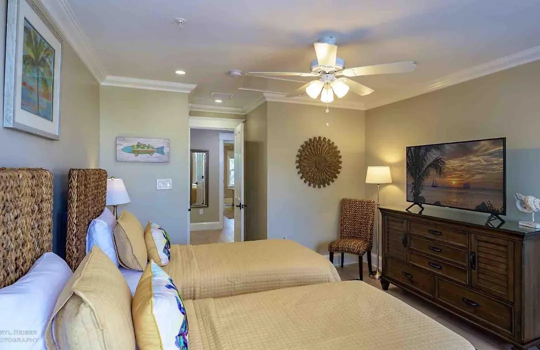 The Toasted Coconut By Last Key Realty-1