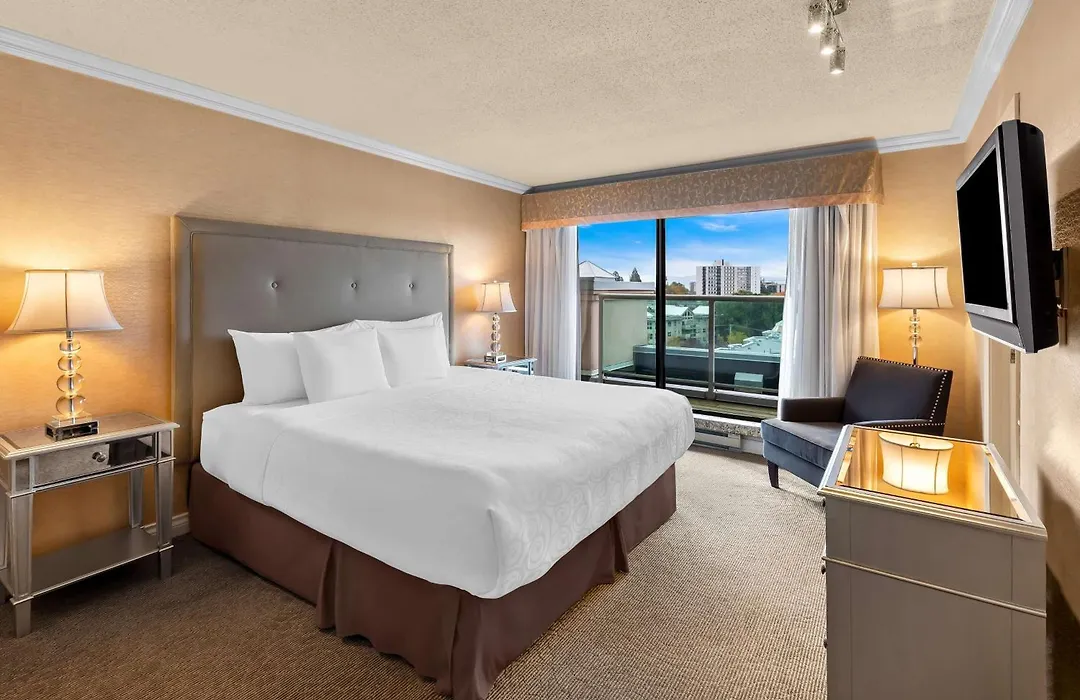 Best Western Plus Inner Harbour Hotel-1