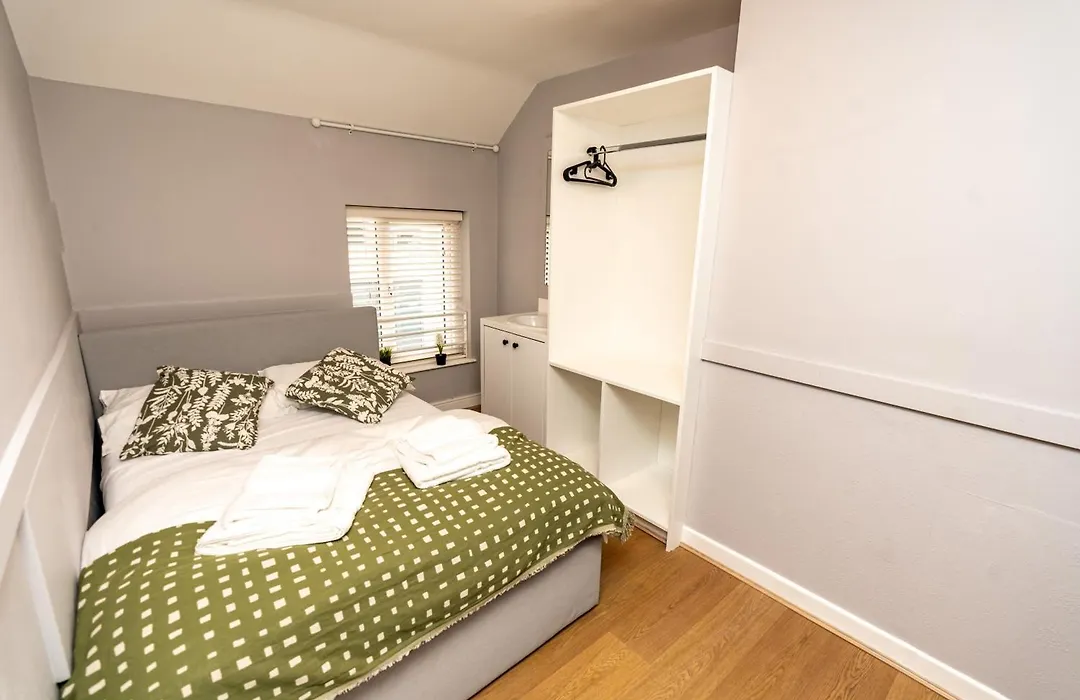Talbot Street Guest House-1