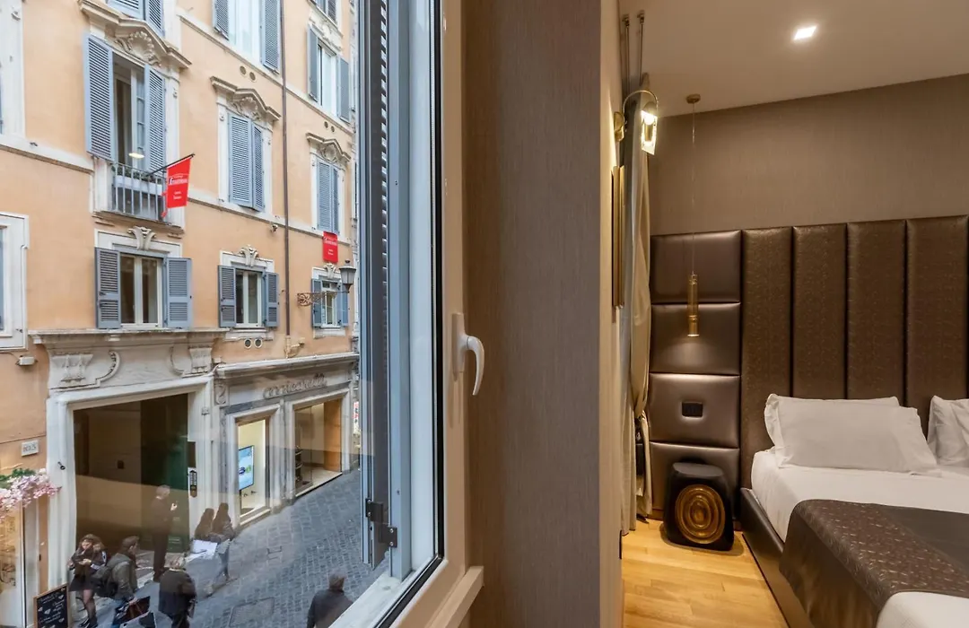 Helmirage Frattina Suite-1