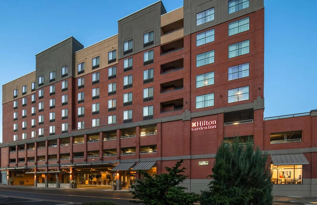 Hilton Garden Inn Tacoma Downtown-1