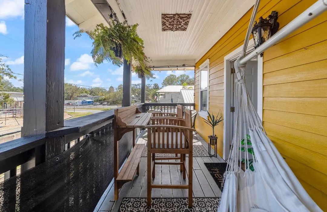 Casa De Hernandez-1