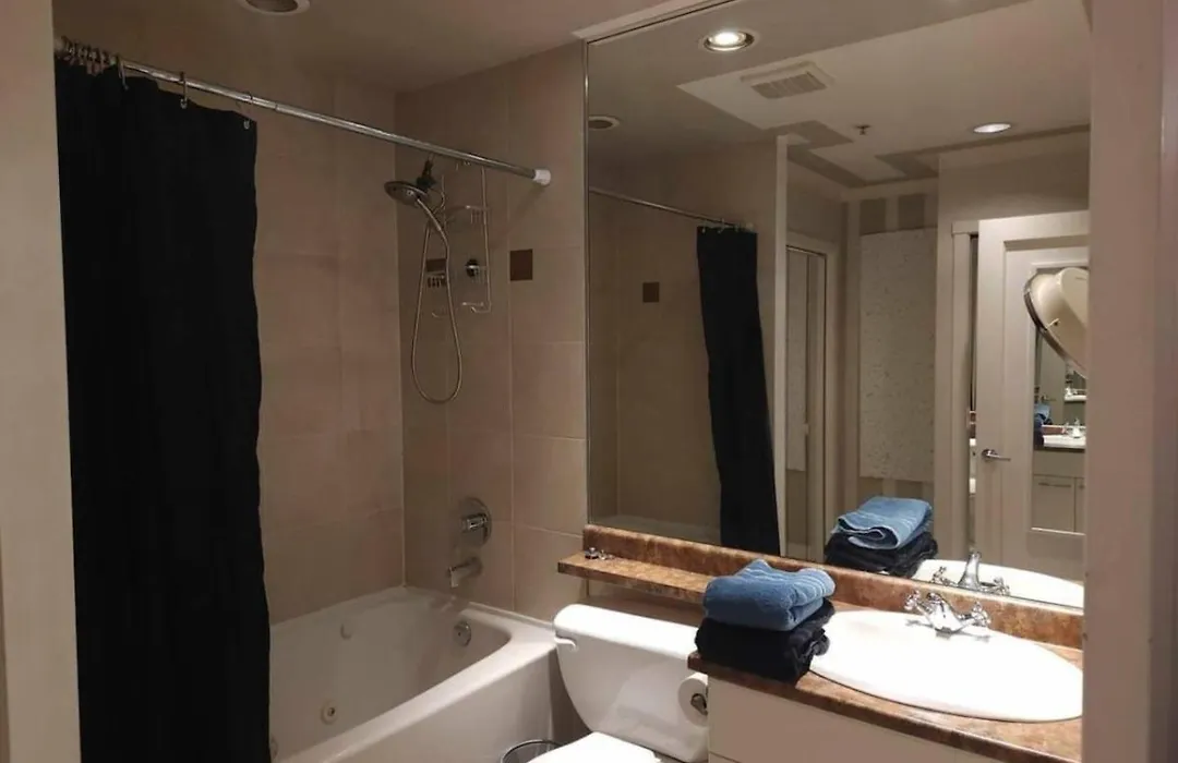 Corporate 2Br Townhouse In City Center-1