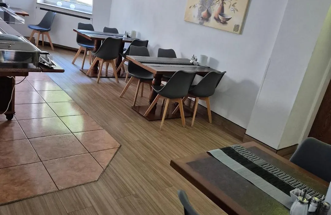 Hotel Ambassador Duesseldorf-1