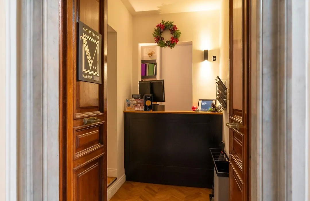 Vanity Navona-1