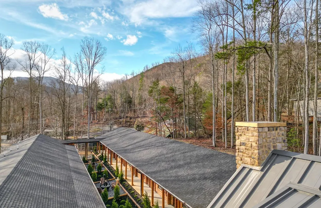 The Timber At Holly Branch-1