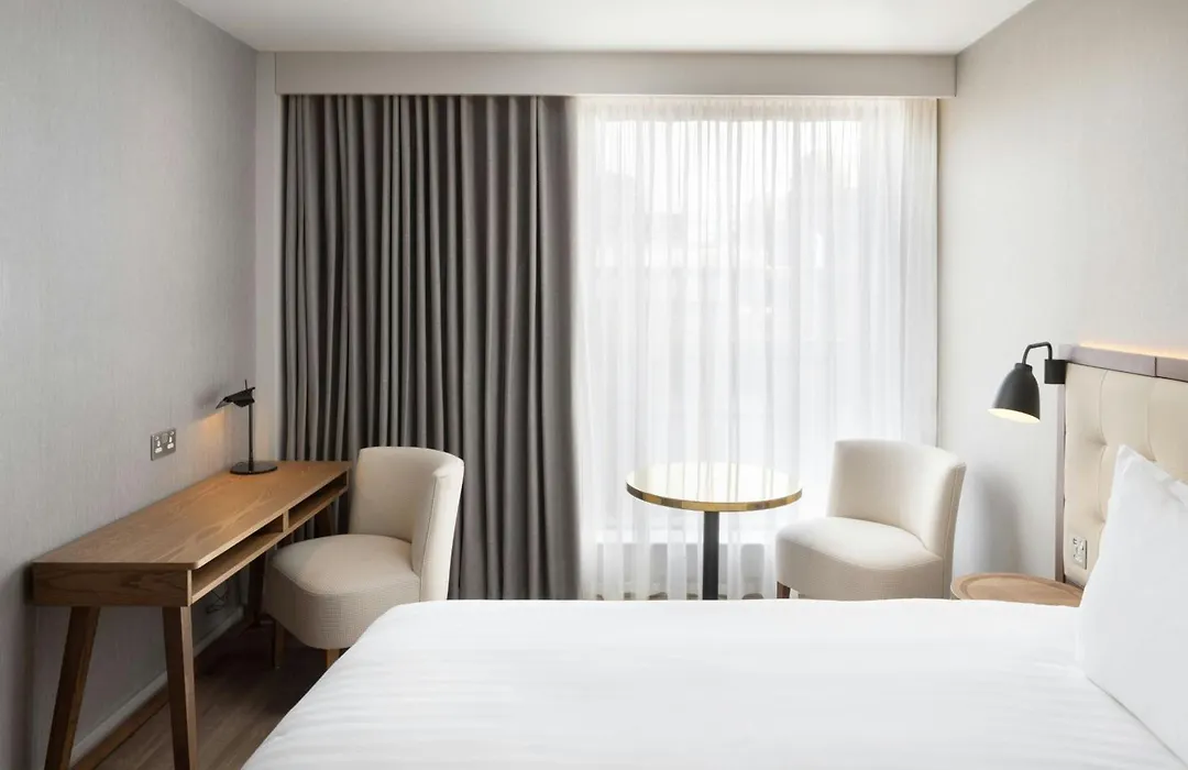 Ac Hotel By Marriott Glasgow-1