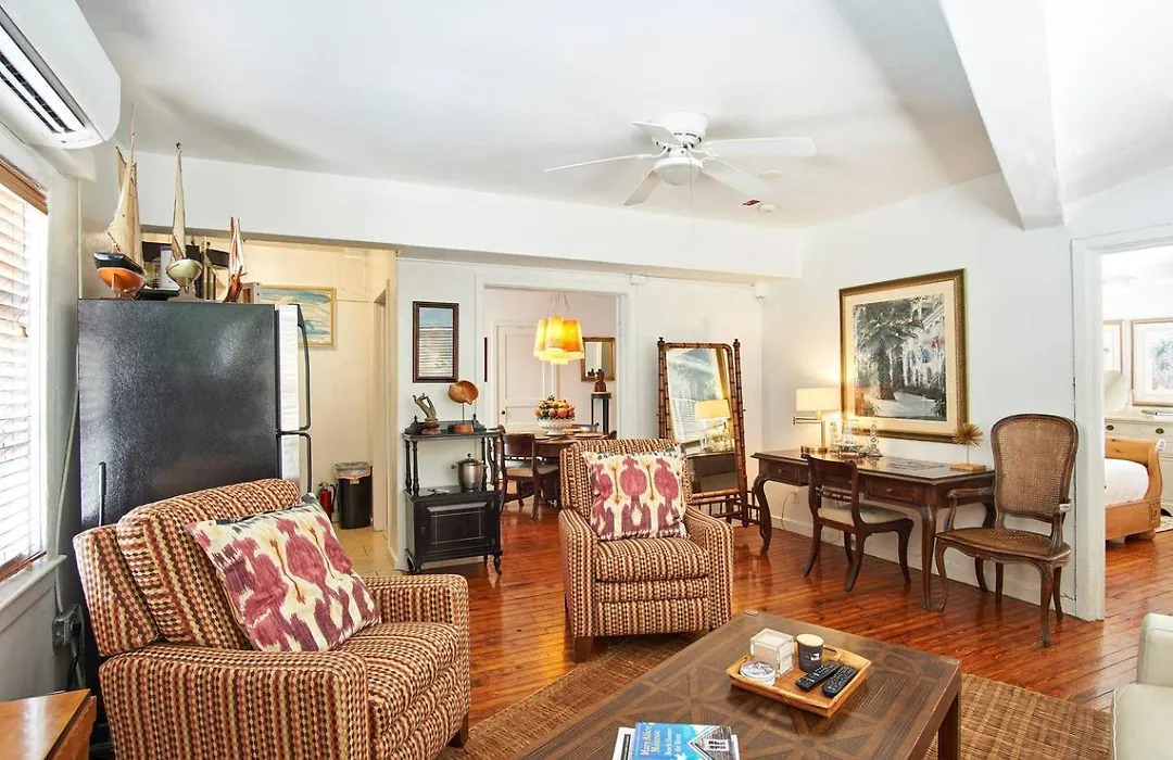 Burns Square Boutique Hotel-1