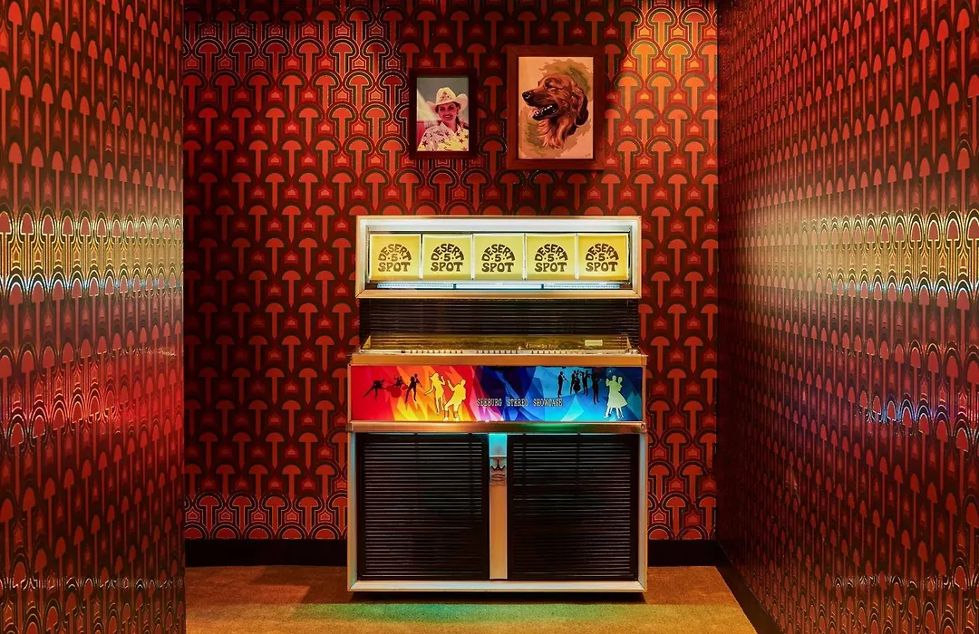 Hollywood Volume, A Tribute Portfolio Hotel-1