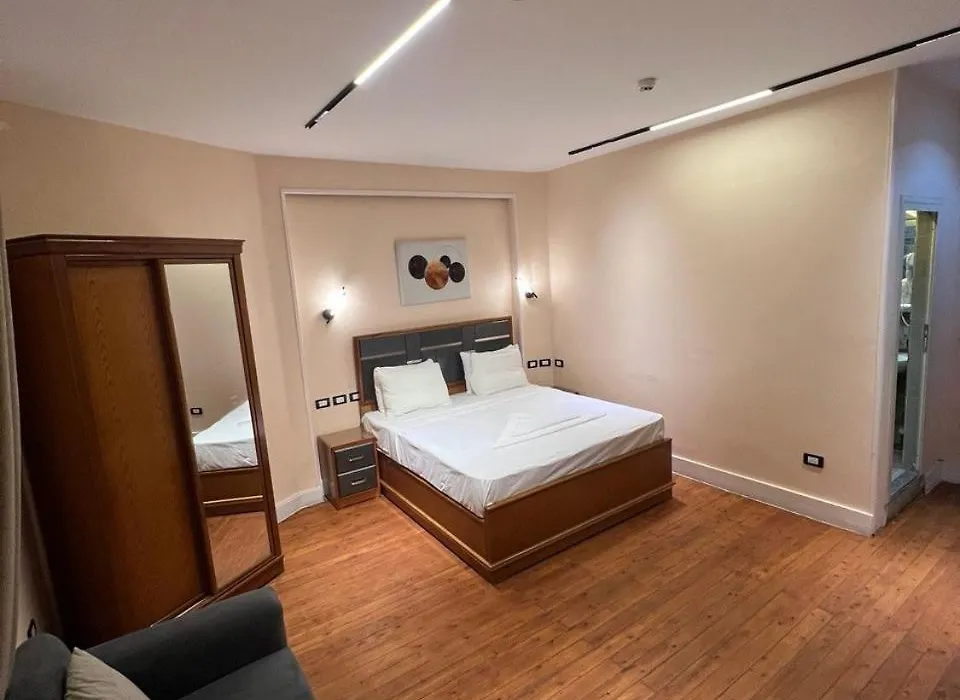 Space Room-1