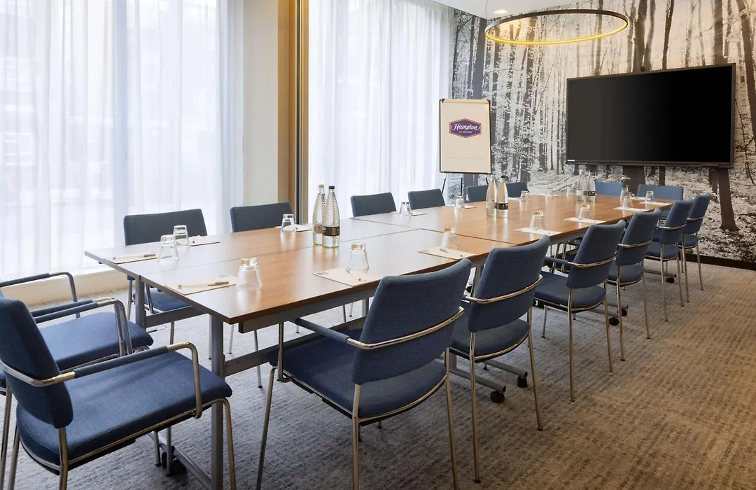 Hampton By Hilton London Waterloo-1