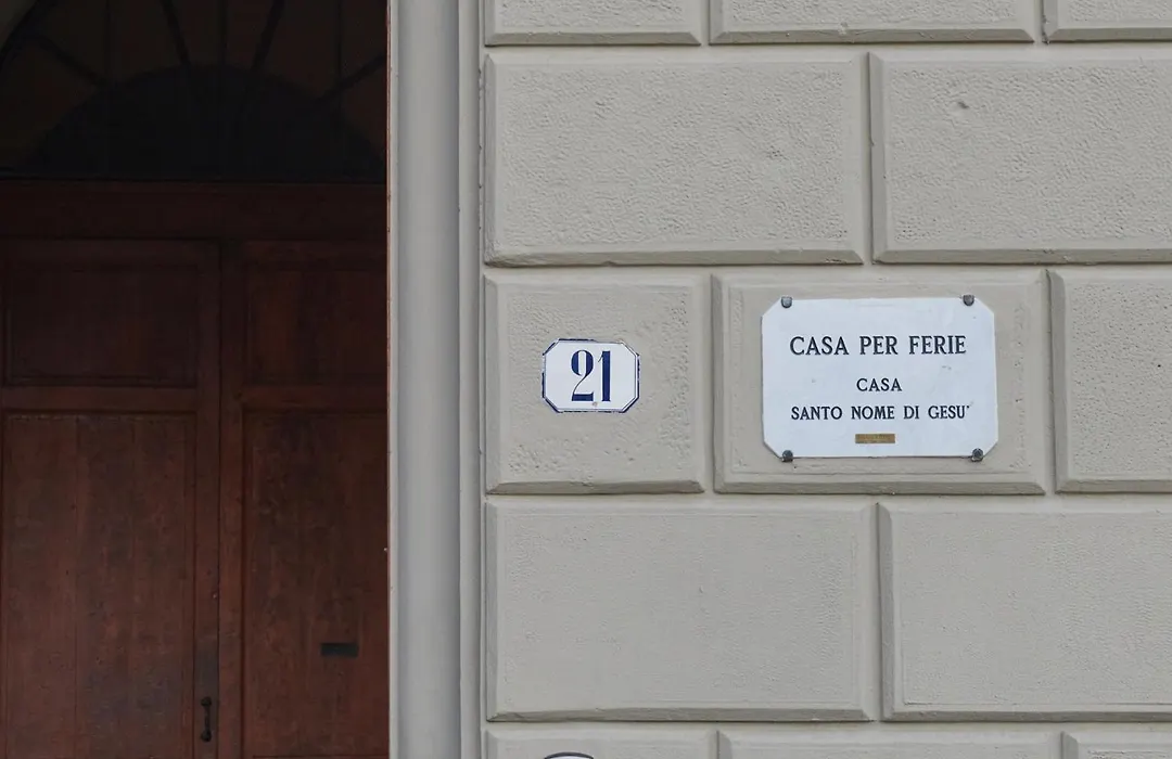 Casa Santo Nome Di Gesu-1