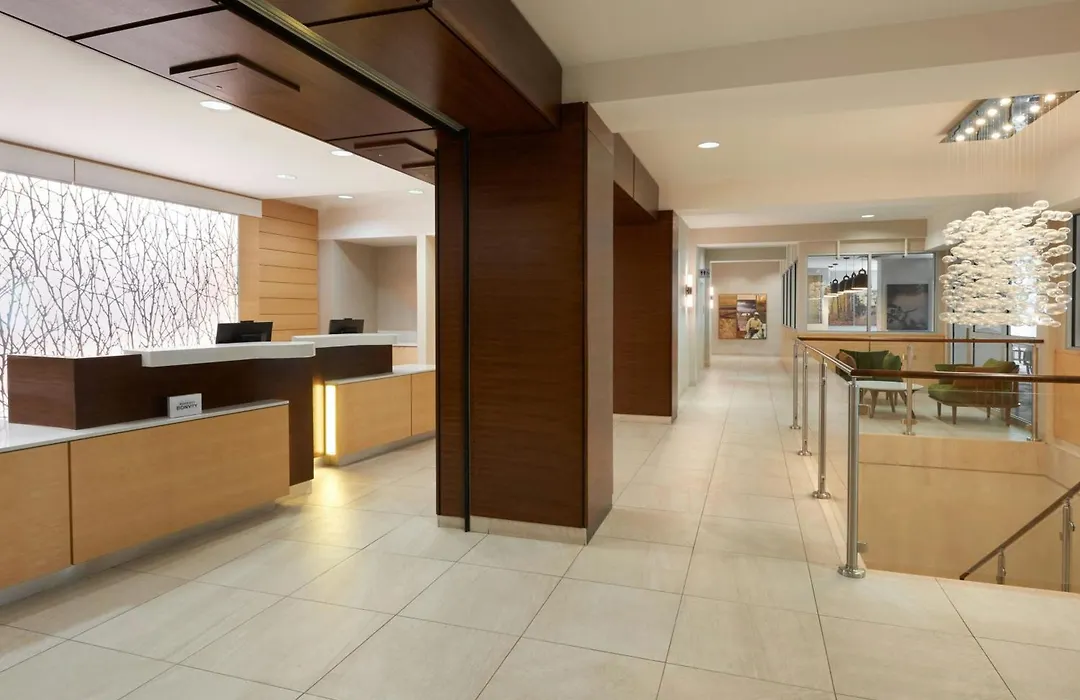 Fairfield Inn & Suites By Marriott Calgary Downtown-1