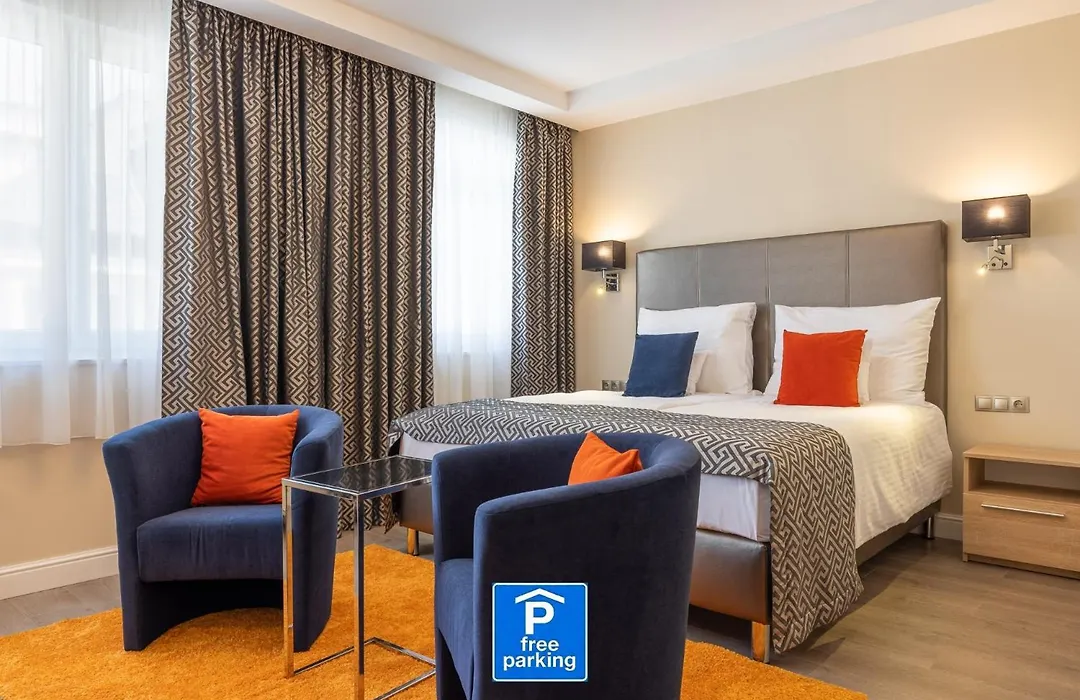 Silver Crown Hotel & Residence, Palace Quarter-1