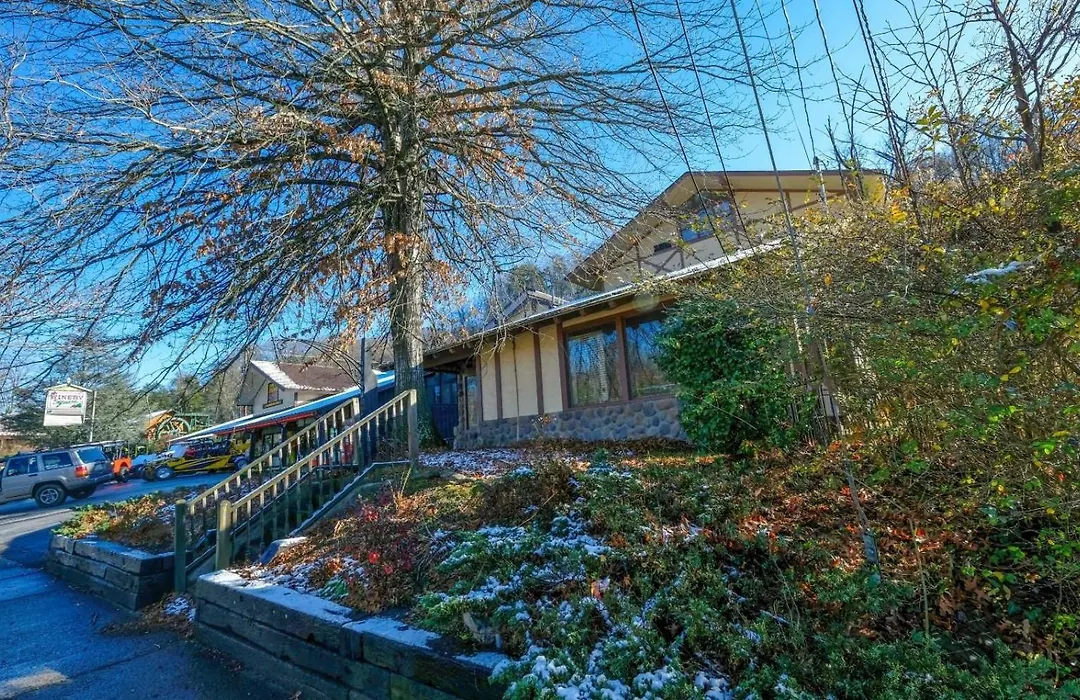 Red Oak Lodge-1