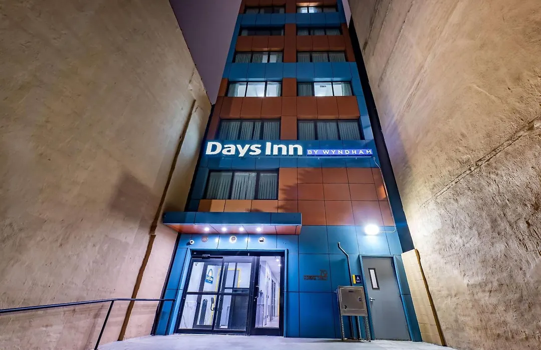 Days Inn By Wyndham New York Chinatown-1