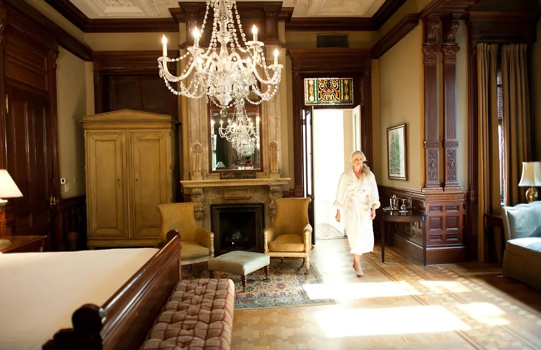Wentworth Mansion-1