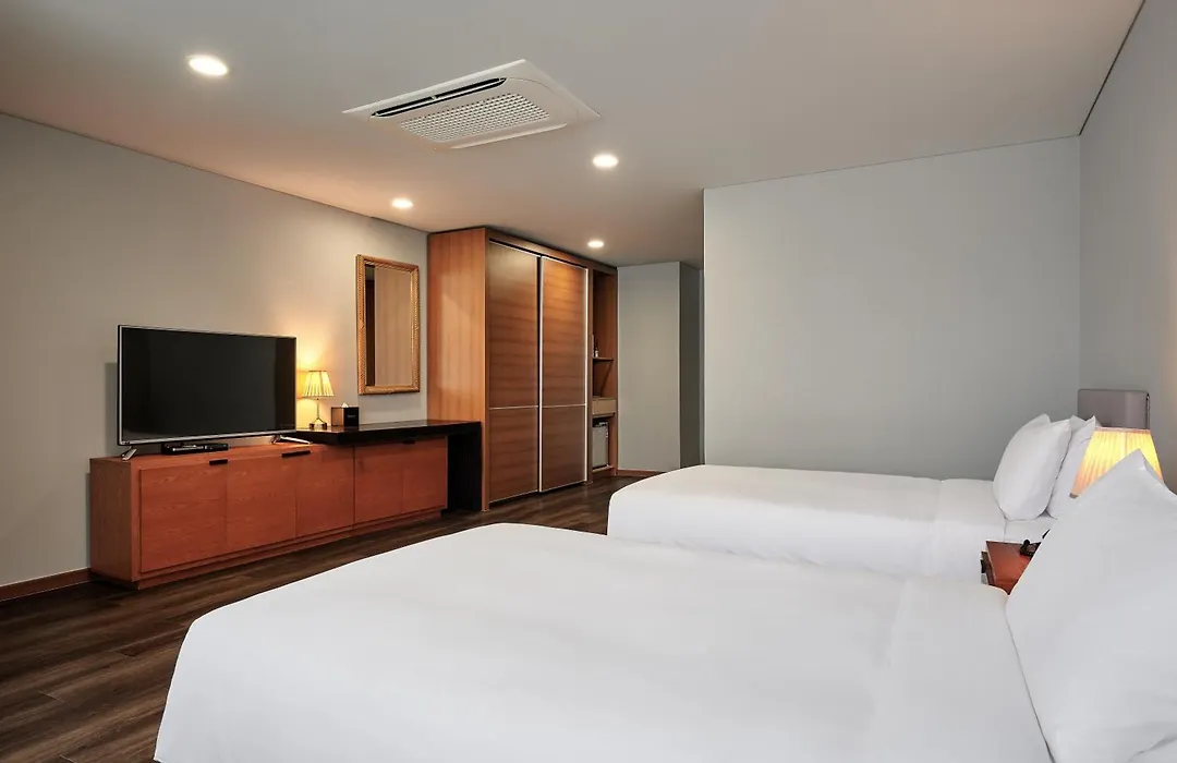 Ramada Hotel And Suites Seoul Namdaemun-1