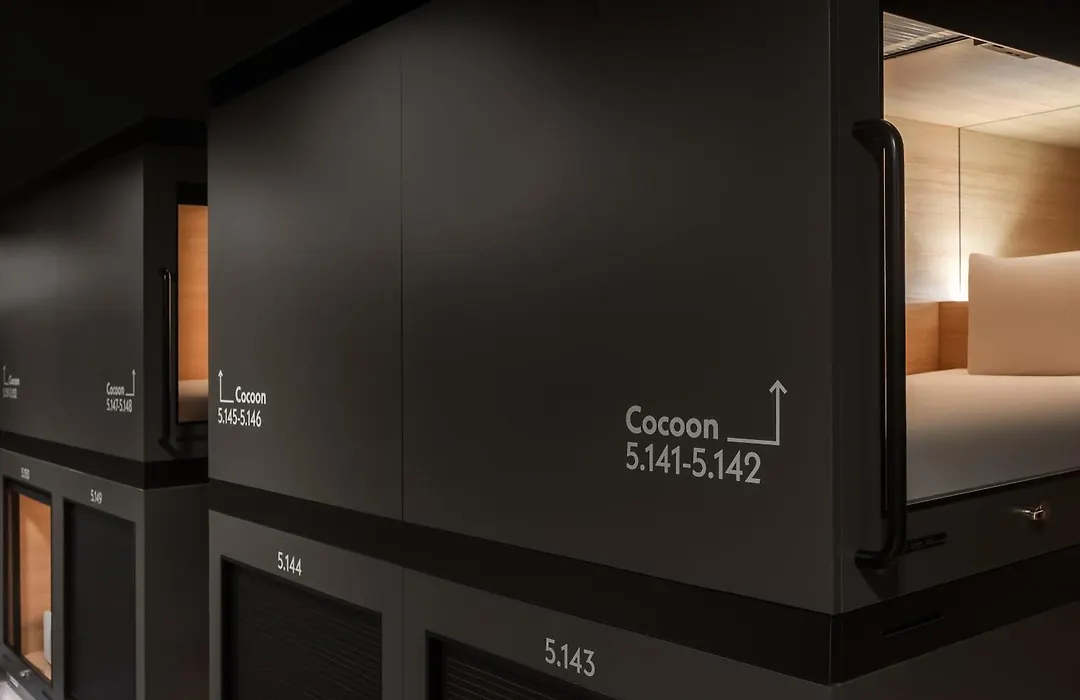 Zedwell Capsule Hotel Piccadilly Circus-1