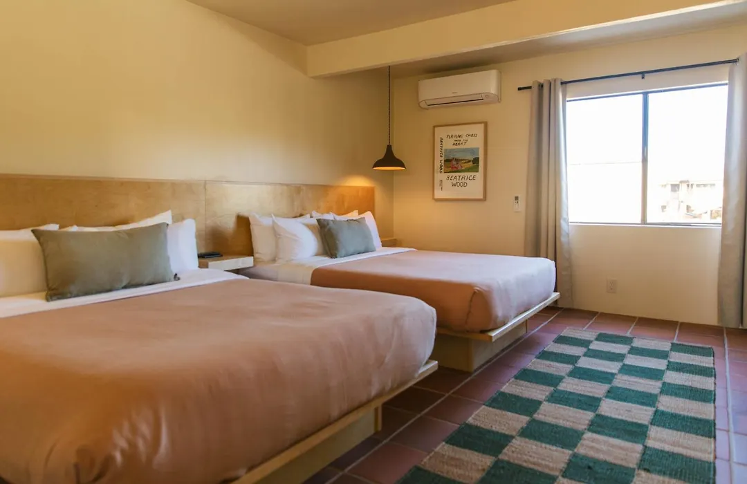 Hummingbird Inn-1
