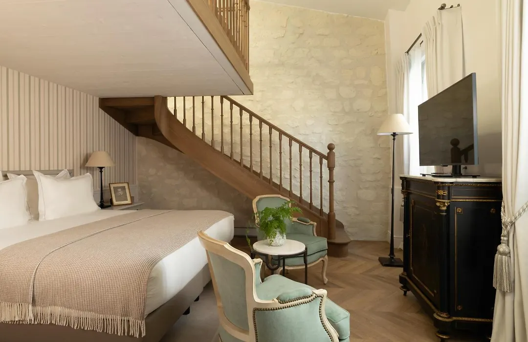 Hotel Du Quai Voltaire-1