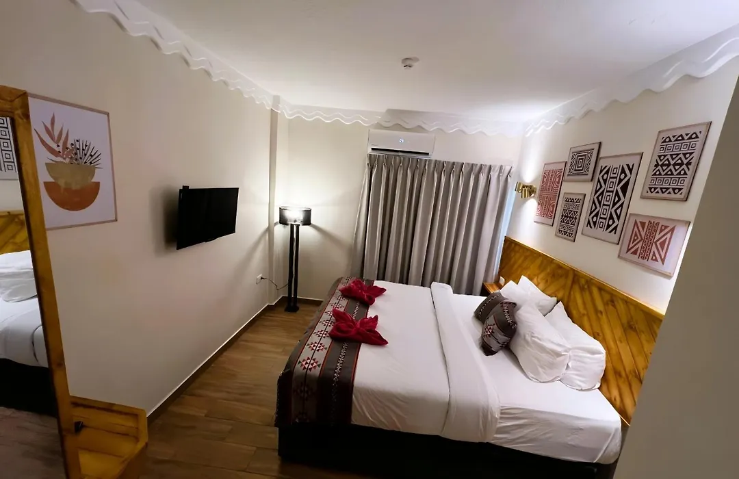 Sandra Hotel-1